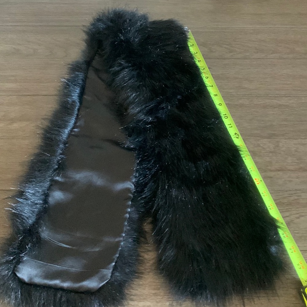 Black Faux Fur Scarf - approx L 46inches x W 7 inches